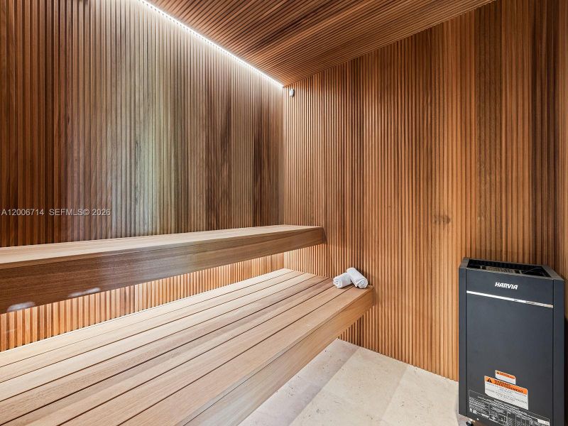 Close-up of interior finishes inside a home in , Pinecrest (Image 21).
