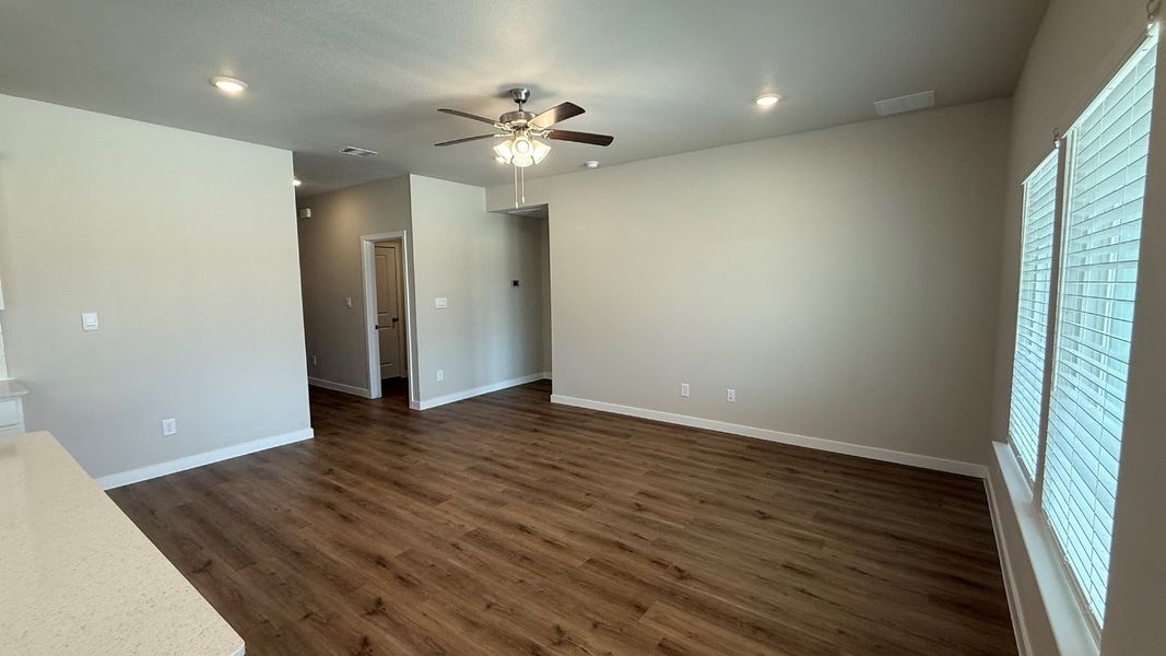 Spacious, unfurnished interior of a new home in Kokomo, Rockport (Image 8).