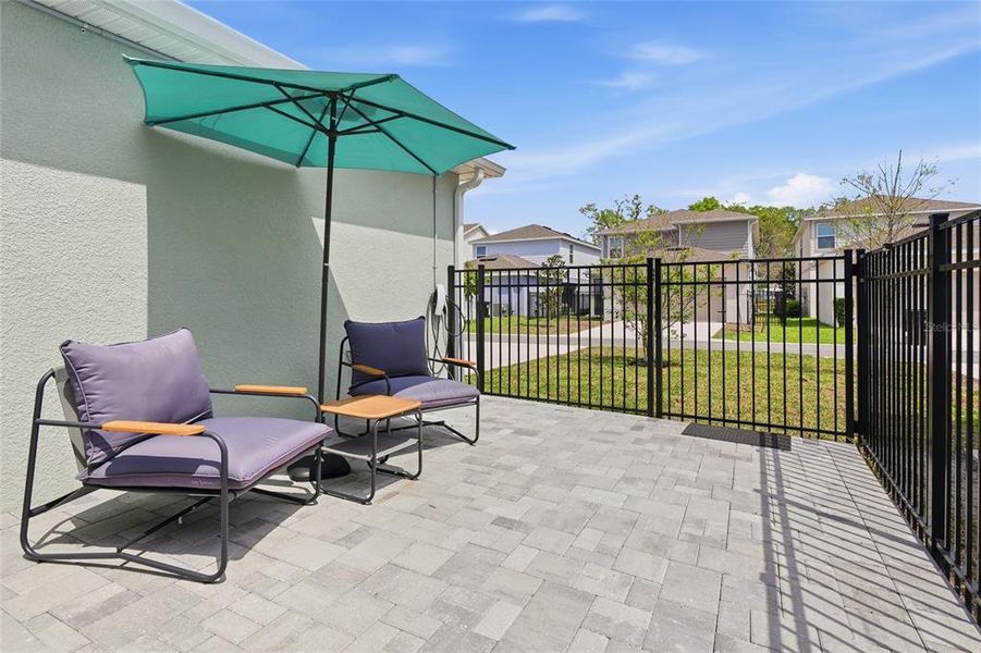 Exterior details and patio area of a home in Winding Meadows, Apopka (Image 32).