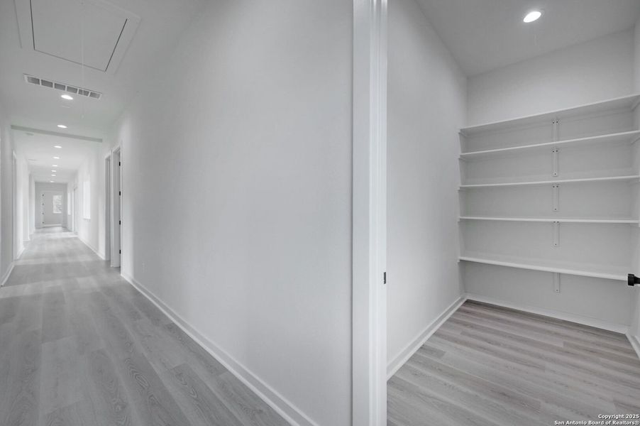 Spacious, unfurnished interior of a new home in , Fischer (Image 10).