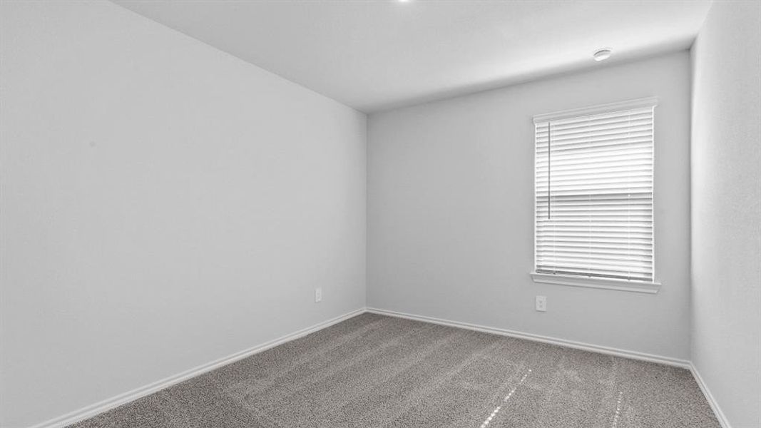 Spacious, unfurnished interior of a new home in Highlands at Chapel Creek, Fort Worth (Image 16).