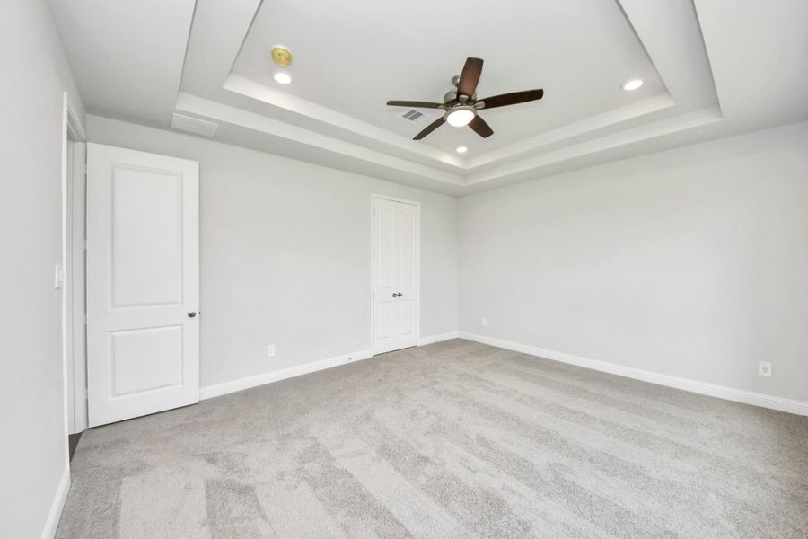 Spacious, unfurnished interior of a new home in ARTAVIA: Hilltop Collection, Conroe (Image 33). Spacious, unfurnished interior of a new home in ARTAVIA: Hilltop Collection, Conroe (Image 33).