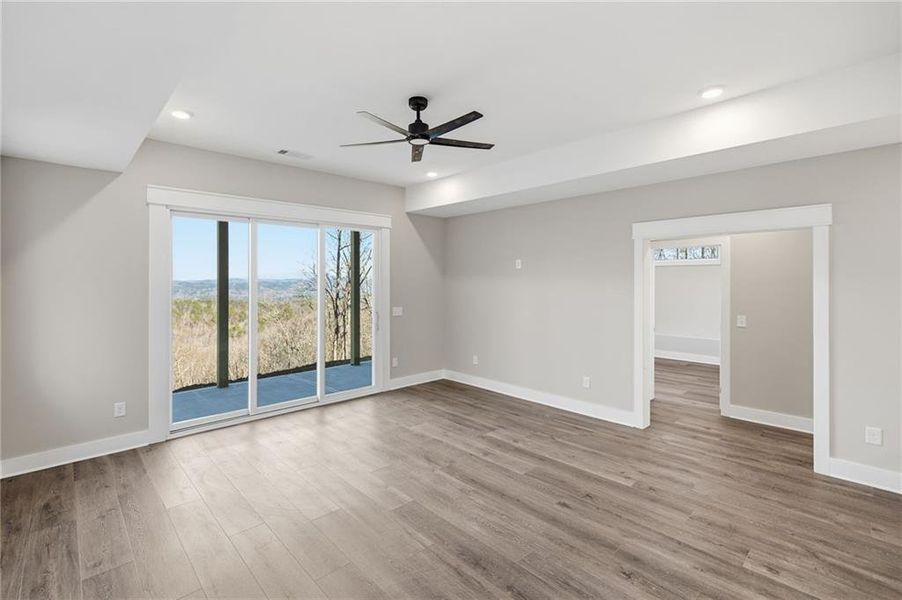 Spacious, unfurnished interior of a new home in , Ranger (Image 37).