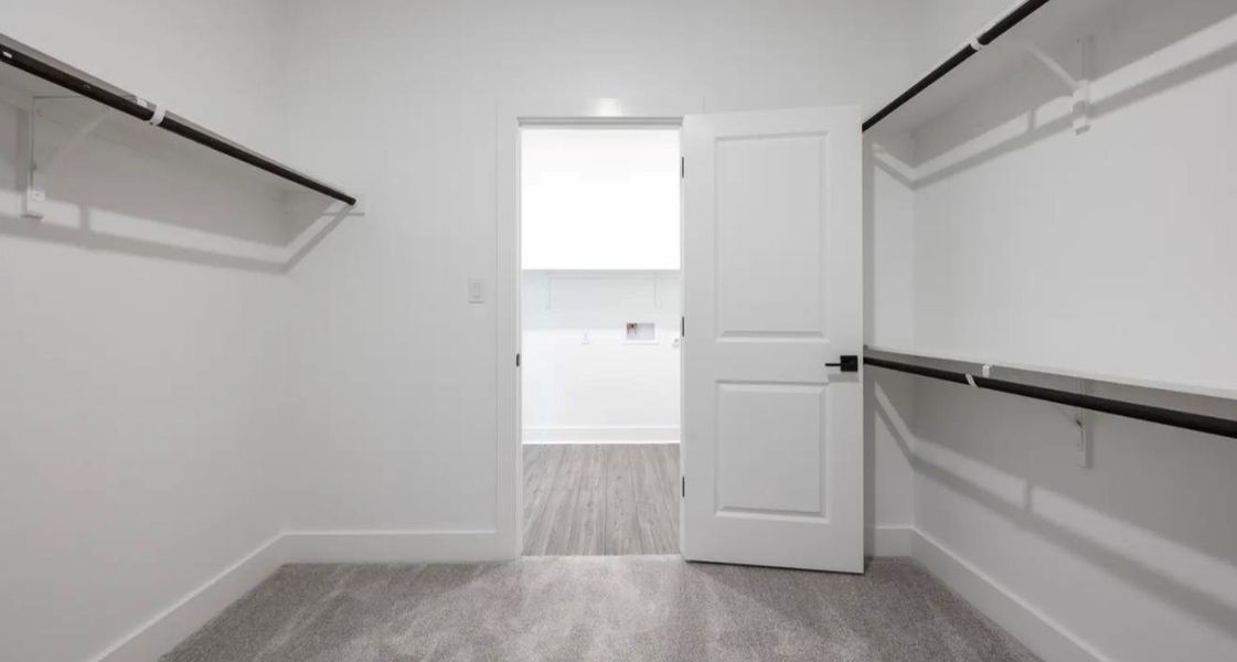 Spacious, unfurnished interior of a new home in , Kyle (Image 8).