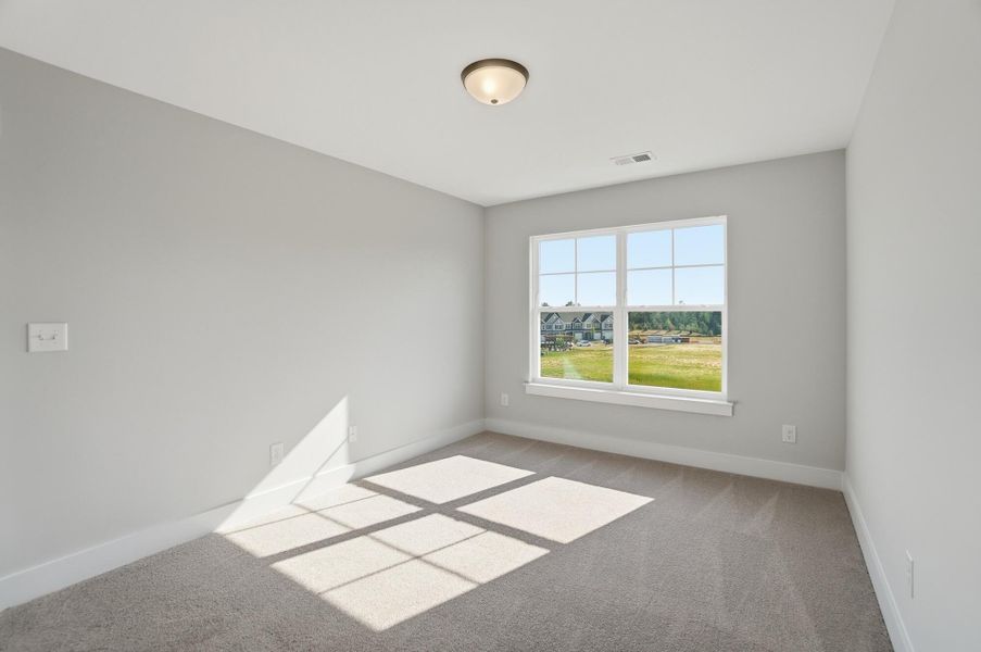 Spacious, unfurnished interior of a new home in Blythe Mill Townhomes, Waxhaw (Image 21).