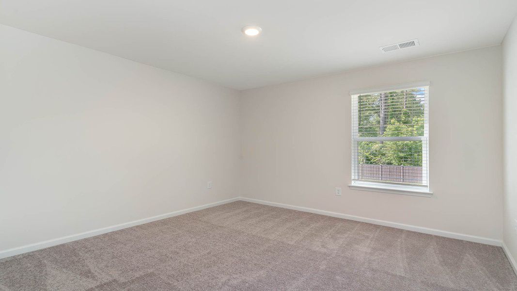 Spacious, unfurnished interior of a new home in Heritage Crossing, Conway (Image 17).