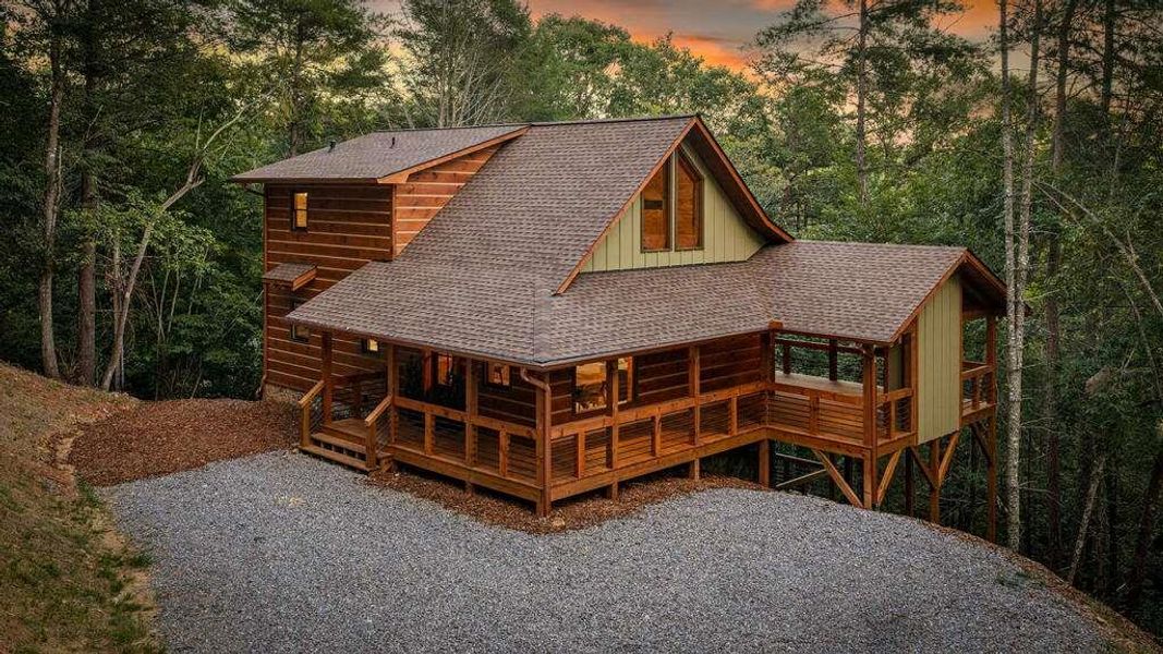 Exterior details and patio area of a home in , Epworth (Image 24).