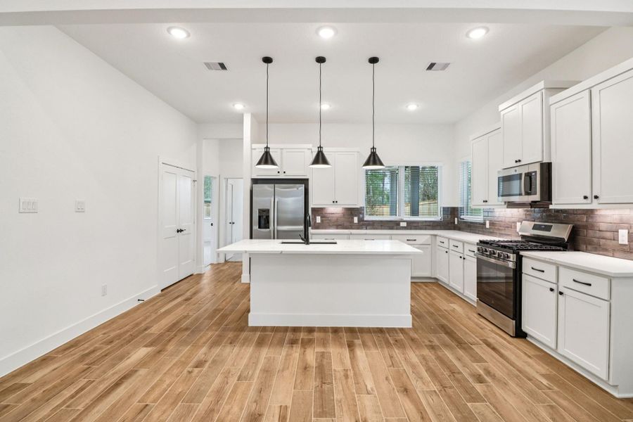 Furnished interior view inside a new home in Kresston, Montgomery (Image 5).