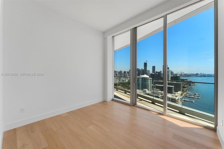 Spacious, unfurnished interior of a new home in , Miami (Image 21).