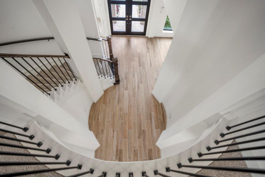 Spacious, unfurnished interior of a new home in Fulbrook on Fulshear Creek, Fulshear (Image 40).