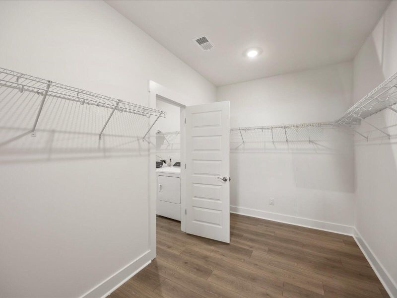 Spacious, unfurnished interior of a new home in The Coves at Lakes of Cane Bay, Summerville (Image 37). Spacious, unfurnished interior of a new home in The Coves at Lakes of Cane Bay, Summerville (Image 37).