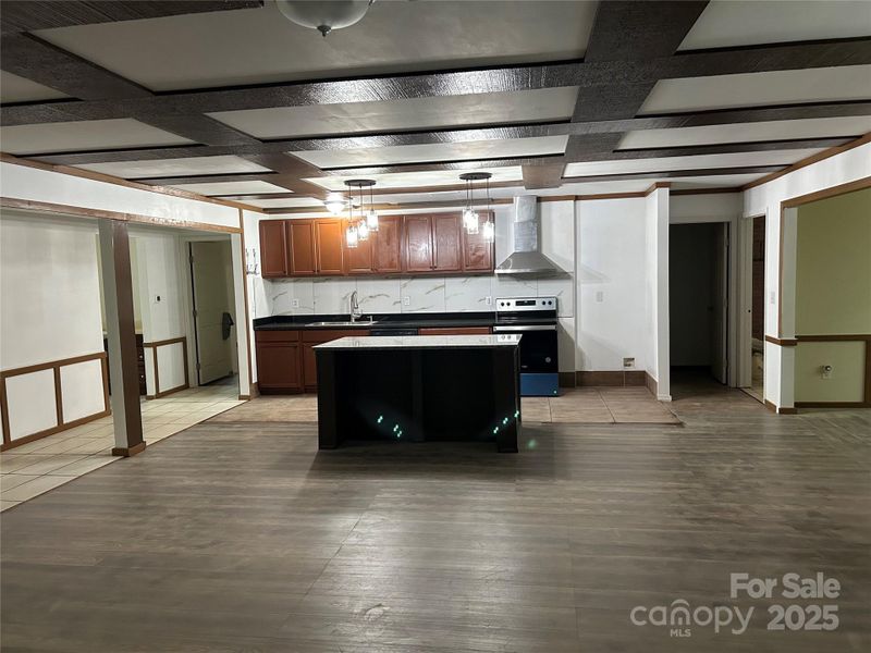 Image 34 of a home in .