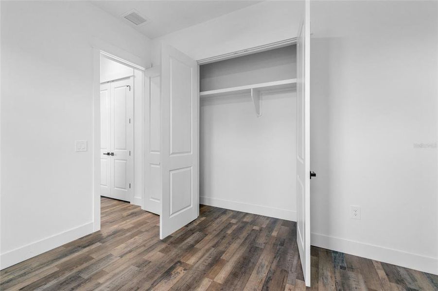 Spacious, unfurnished interior of a new home in , Homosassa (Image 33). Spacious, unfurnished interior of a new home in , Homosassa (Image 33).