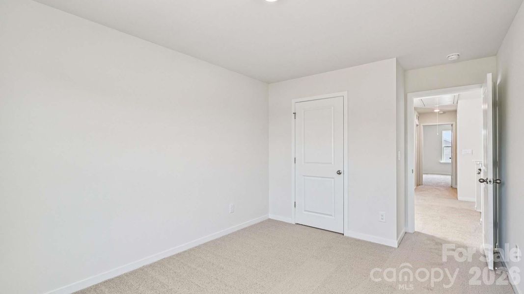 Spacious, unfurnished interior of a new home in Clark Creek Landing, Lincolnton (Image 32).