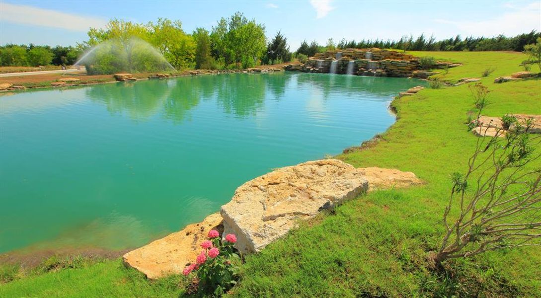 Image 22 of a home in Heath Golf & Yacht Villas. Image 22 of a home in Heath Golf & Yacht Villas.