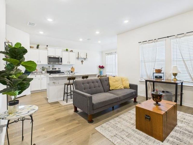 Furnished interior view inside a new home in Corsicana Commons, Corsicana (Image 9).