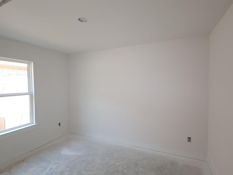 Spacious, unfurnished interior of a new home in Sorella, Tomball (Image 18). Spacious, unfurnished interior of a new home in Sorella, Tomball (Image 18).