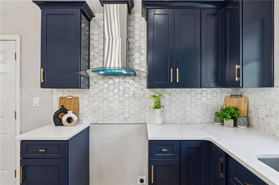 Close-up of interior finishes inside a home in , Decatur (Image 21).