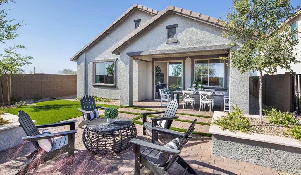 Image 10 representing the 35R1 by Taylor Morrison in Rio Vista at Rancho Mercado, Surprise, AZ.