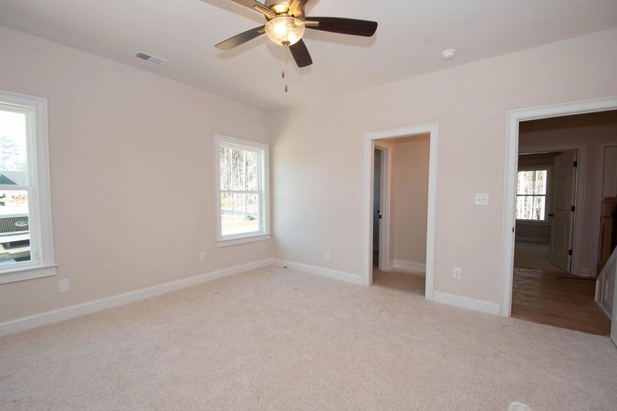Spacious, unfurnished interior of a new home in Highgate, Newnan (Image 45). Spacious, unfurnished interior of a new home in Highgate, Newnan (Image 45).