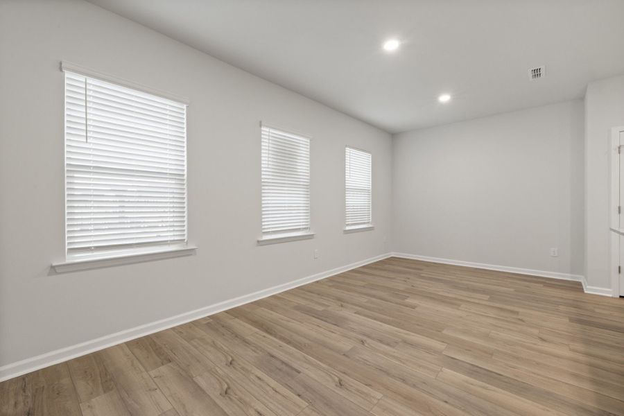 Spacious, unfurnished interior of a new home in Everton, Durham (Image 28).