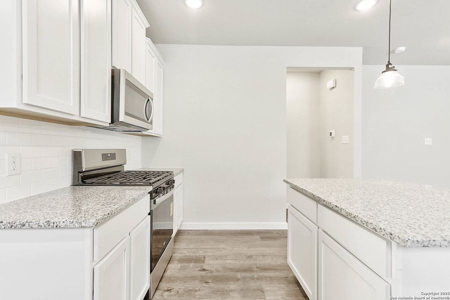 Furnished interior view inside a new home in Fairway Crossing 40s, San Antonio (Image 7). Furnished interior view inside a new home in Fairway Crossing 40s, San Antonio (Image 7).