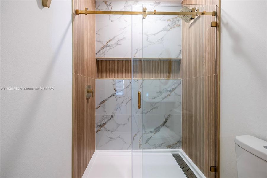 Image 23 of a home in .