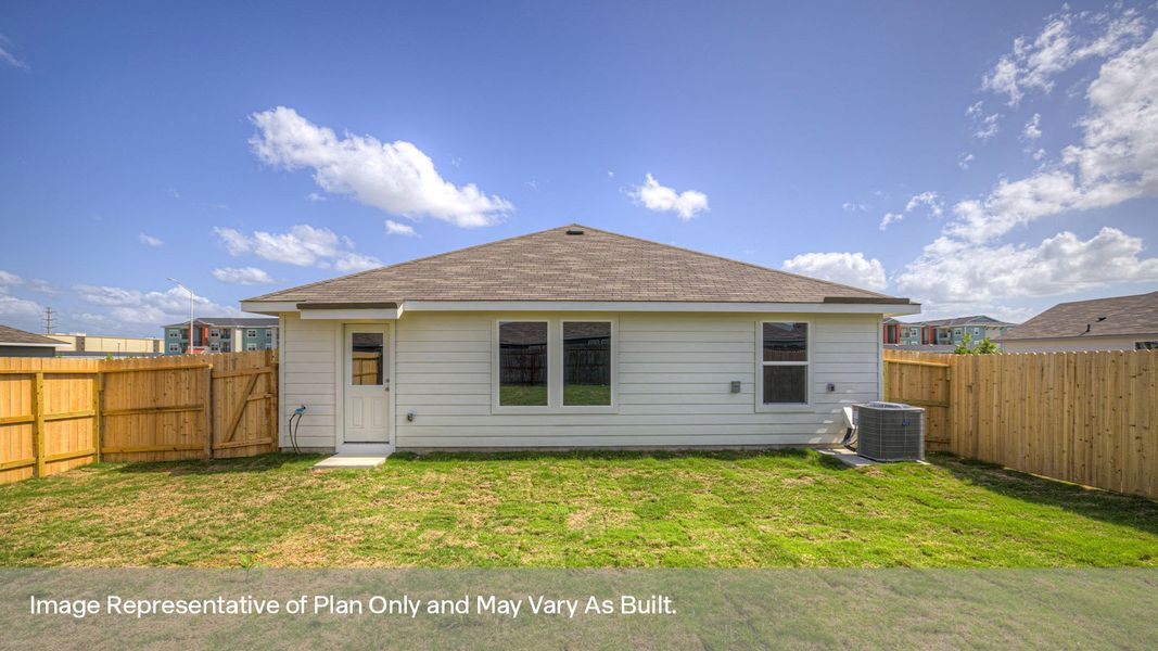 Representative exterior details of a home built from the The Baylor by D.R. Horton in Navarro Fields, Seguin (Image 3).