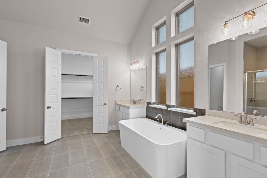 4br New Home in Liberty Hill, TX.  - Slide 22