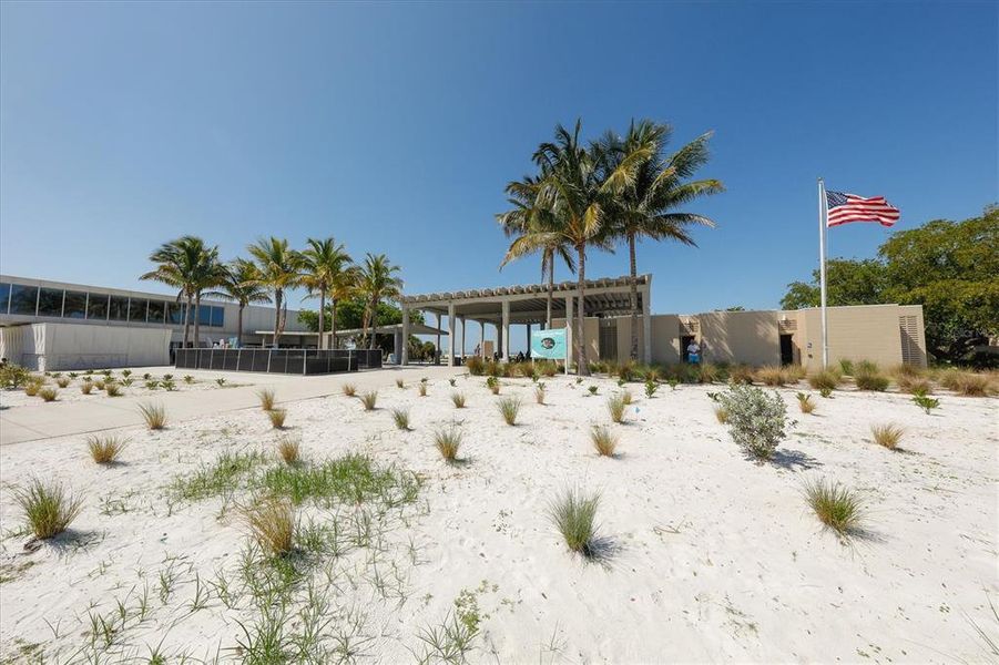 Community amenities in Palmero, Nokomis (Image 48).