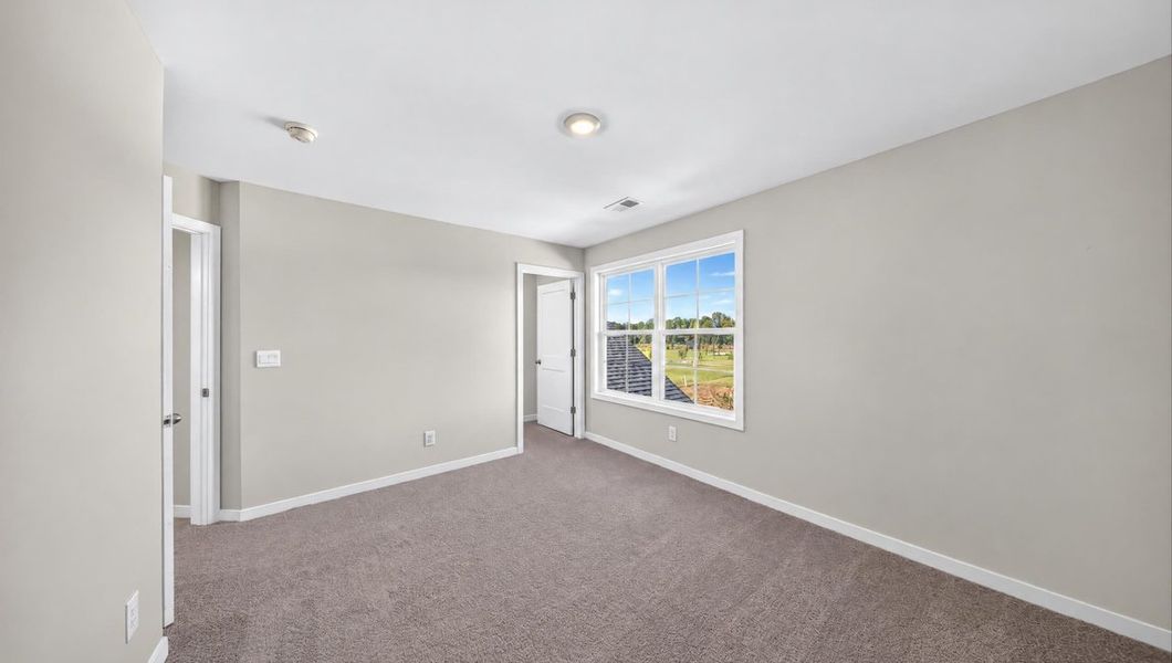 Spacious, unfurnished interior of a new home in Avalon of Gastonia, Gastonia (Image 31). Spacious, unfurnished interior of a new home in Avalon of Gastonia, Gastonia (Image 31).