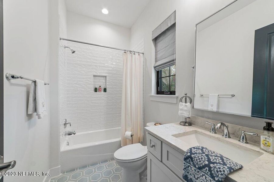 Image 49 of a home in .