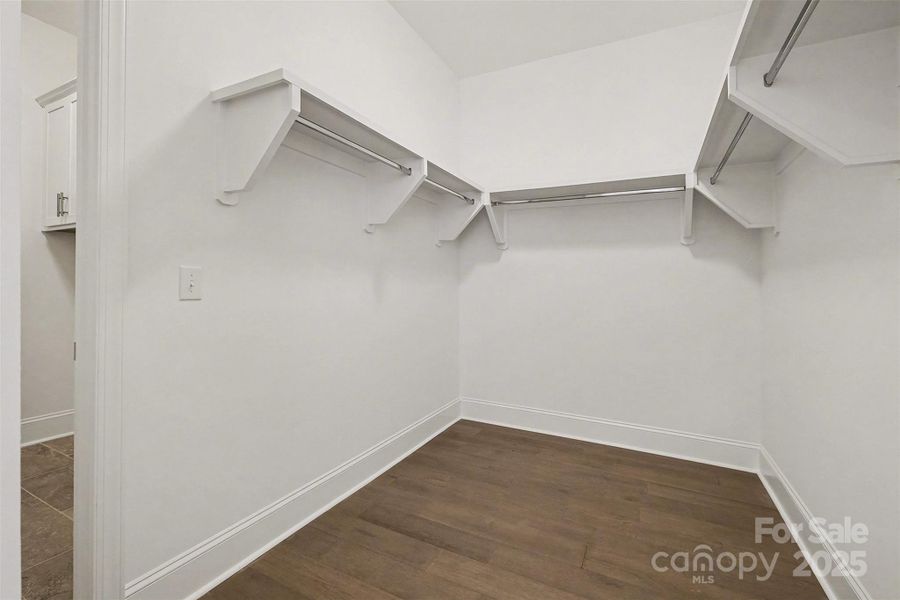 Spacious, unfurnished interior of a new home in Shepherds Trace, Clover (Image 26).