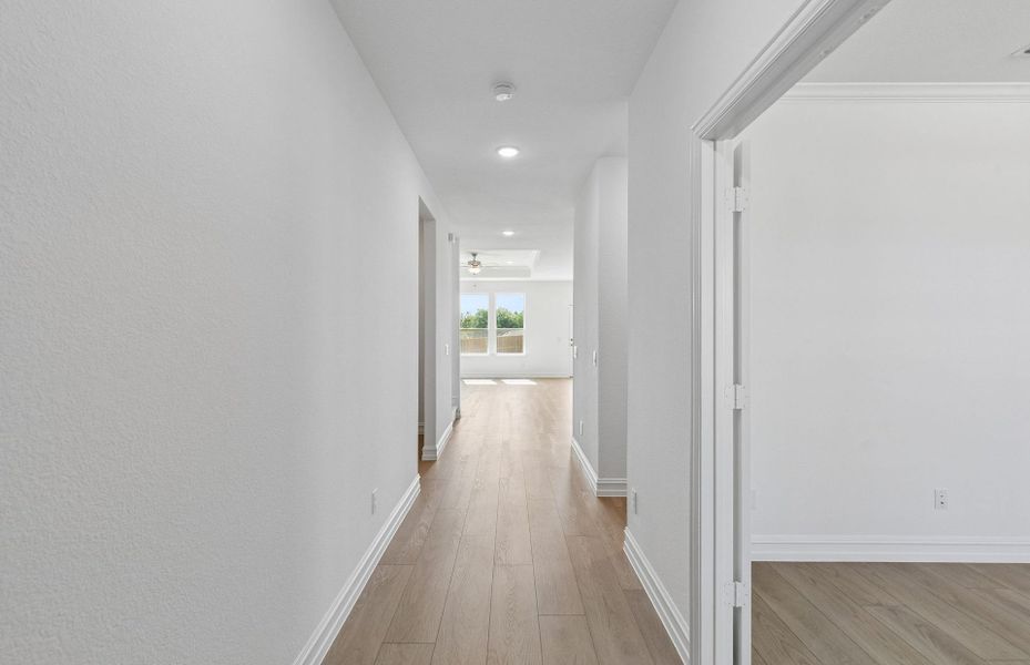 Spacious, unfurnished interior of a new home in Kings Way, Denton (Image 19).
