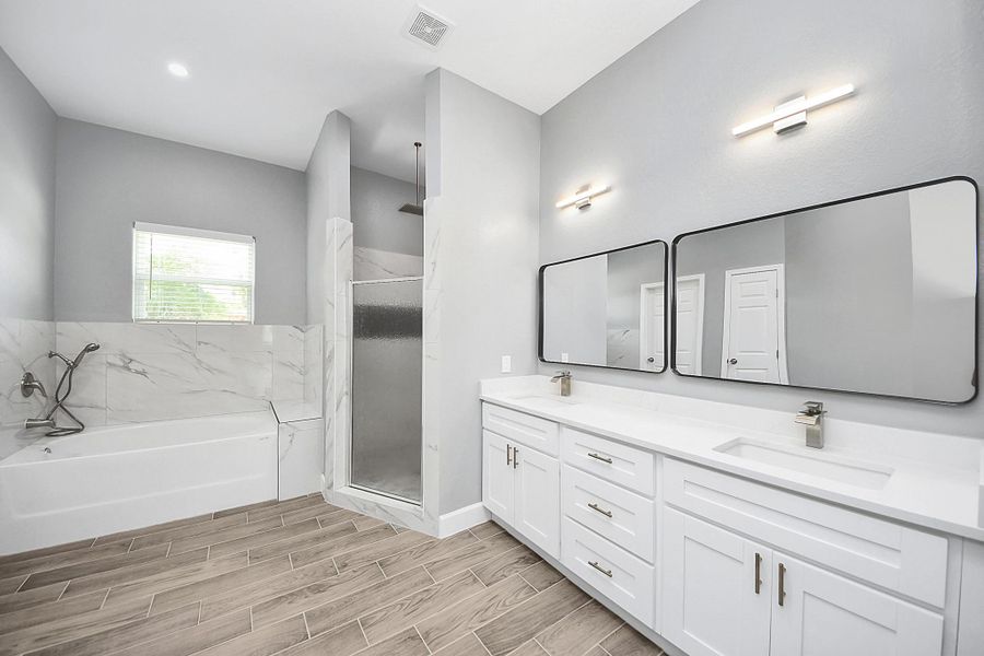 Furnished interior view inside a new home in , Houston (Image 11). Furnished interior view inside a new home in , Houston (Image 11).