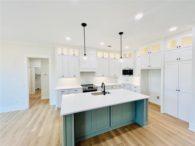 Furnished interior view inside a new home in , Cartersville (Image 9).