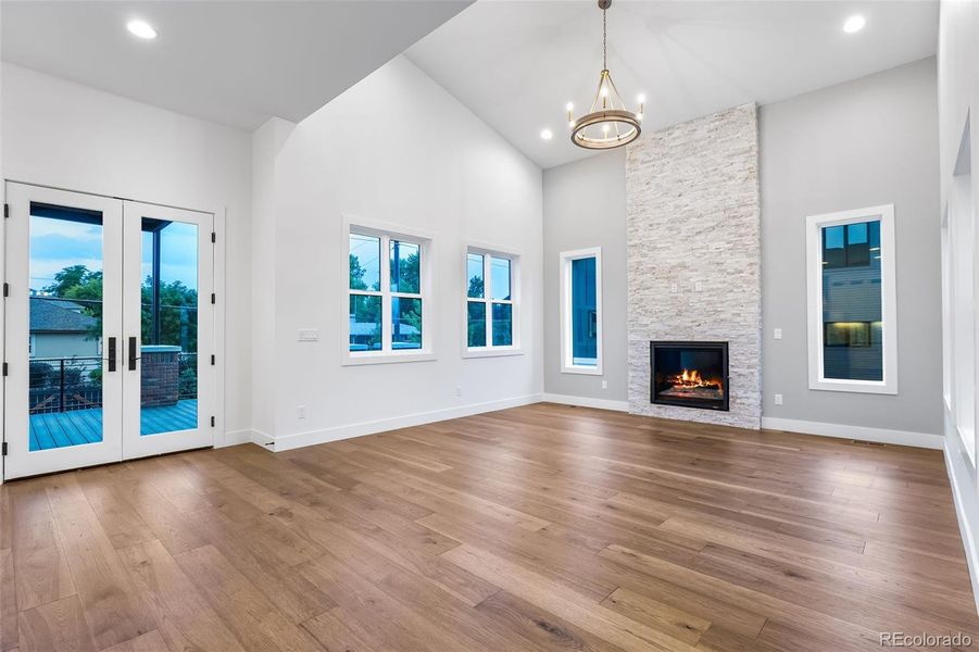 Spacious, unfurnished interior of a new home in , Lakewood (Image 37).