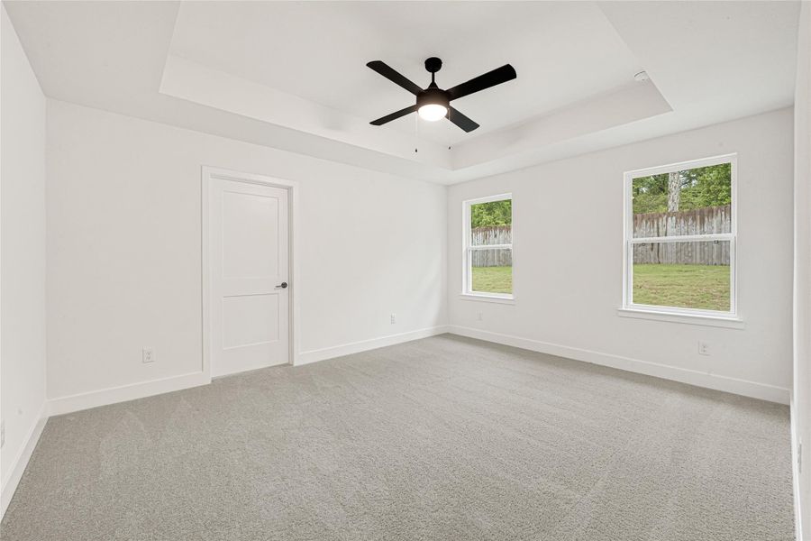 Spacious, unfurnished interior of a new home in Stonebrooke, Conroe (Image 13).