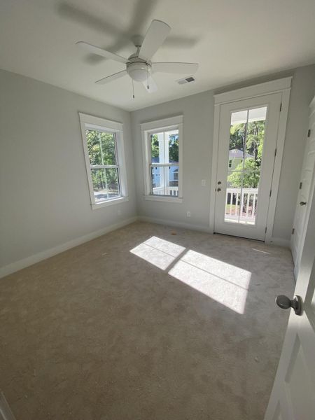 Spacious, unfurnished interior of a new home in Waterloo Estates, Johns Island (Image 18).