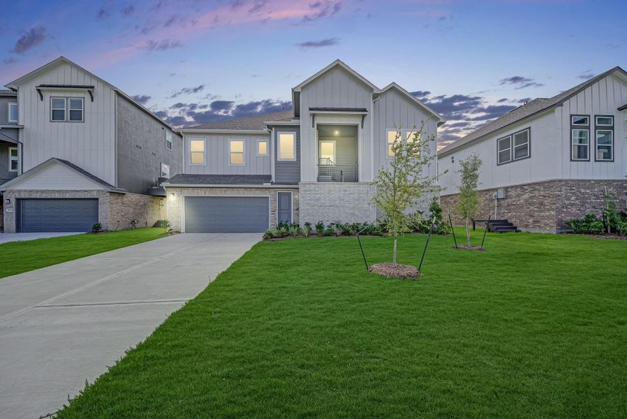 4 BEDROOMS | 3.5 BATHS Effortlessly stylish and designed for today's lifestyle, this exceptional home offers 4 bedrooms, 3.5 baths, and a 2+ car garage in the sought-after community of Townsen Landing. The 1st floor main living area showcases open-concept living with a welcoming entry, versatile flex space, expansive family room, dining area, and a beautiful kitchen that serves as the heart of the home. 4 BEDROOMS | 3.5 BATHS Effortlessly stylish and designed for today's lifestyle, this exceptional home offers 4 bedrooms, 3.5 baths, and a 2+ car garage in the sought-after community of Townsen Landing. The 1st floor main living area showcases open-concept living with a welcoming entry, versatile flex space, expansive family room, dining area, and a beautiful kitchen that serves as the heart of the home.