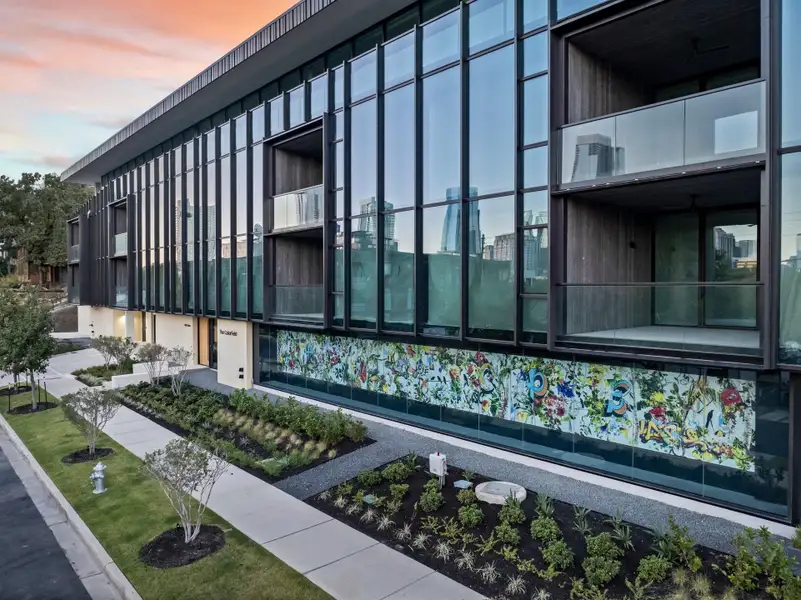 Image 18 of a home in The Colorfield.