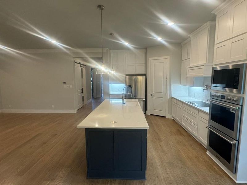 Furnished interior view inside a new home in King Crossing Estates, Van Alstyne (Image 6).
