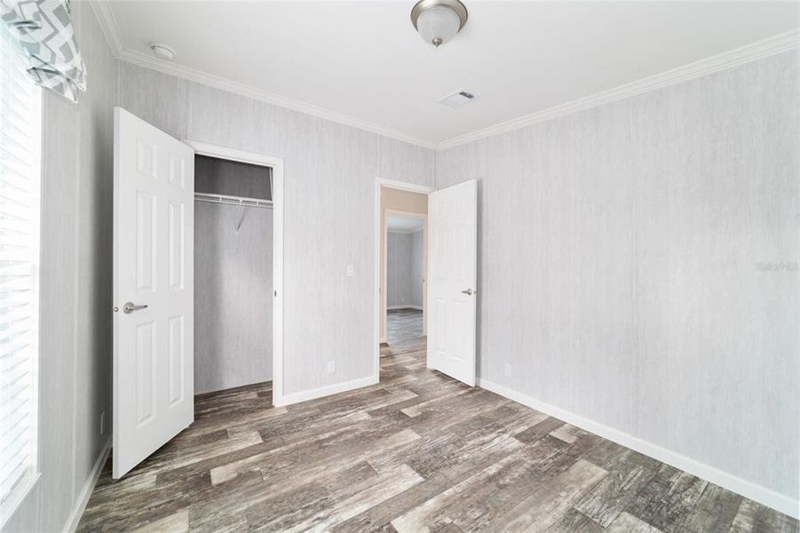 Spacious, unfurnished interior of a new home in , Ocala (Image 16).