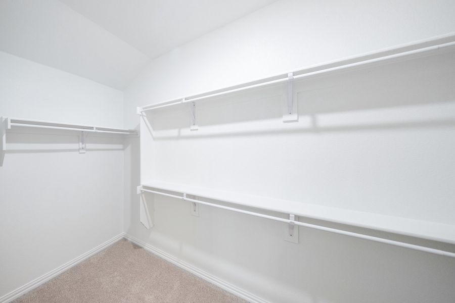 Spacious, unfurnished interior of a new home in The Villages of Hurricane Creek, Anna (Image 26).