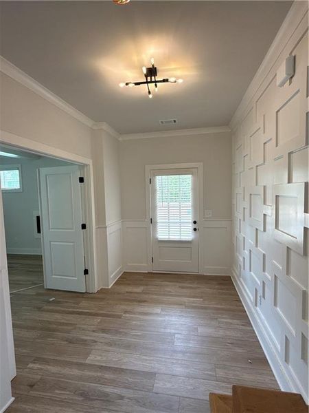 Spacious, unfurnished interior of a new home in , Lawrenceville (Image 24).
