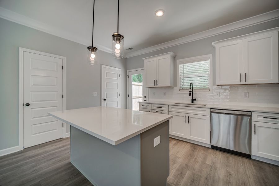 Representative furnished interior of a home built from the Draper by Parkside Builders in The Woods, Gallatin (Image 8).