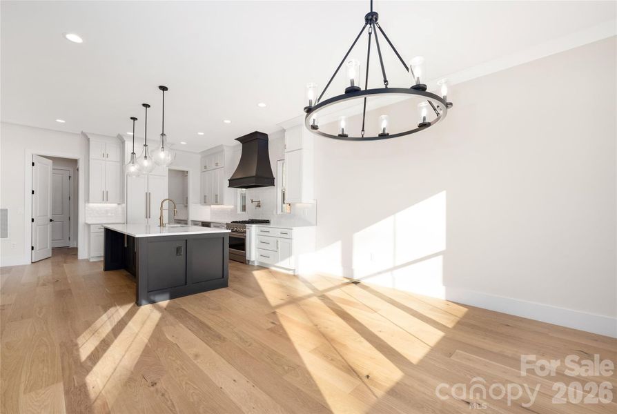 Dining area off kitchen.