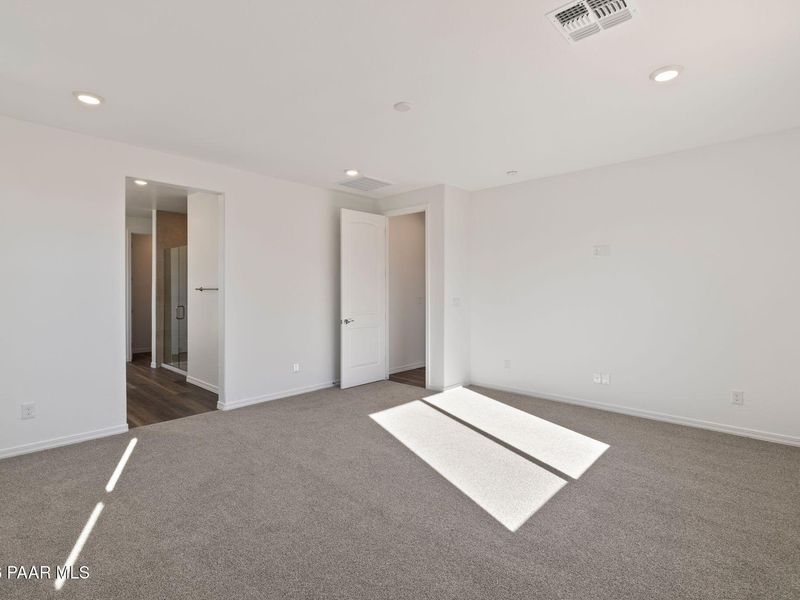 Spacious, unfurnished interior of a new home in Westwood, Prescott (Image 34).