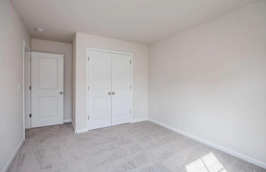 Representative unfurnished interior of a home built from the Cliffside by Hurricane Builders in Percival Village, Columbia (Image 32).