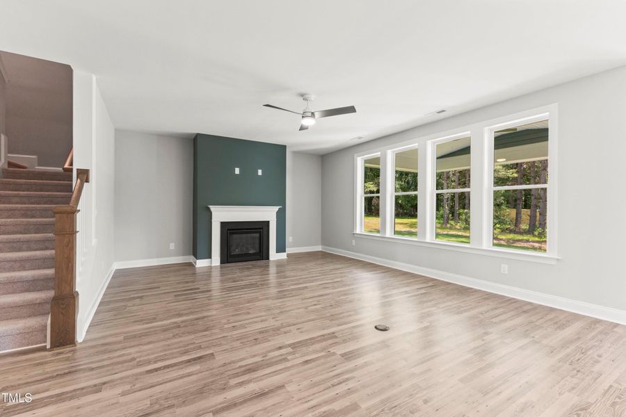 REPRESENTATIONAL REPRESENTATIONAL